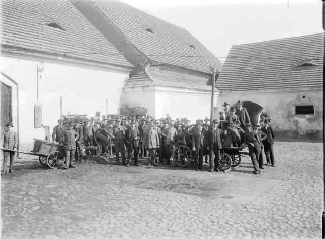 Střední hospodářská škola,školní statek